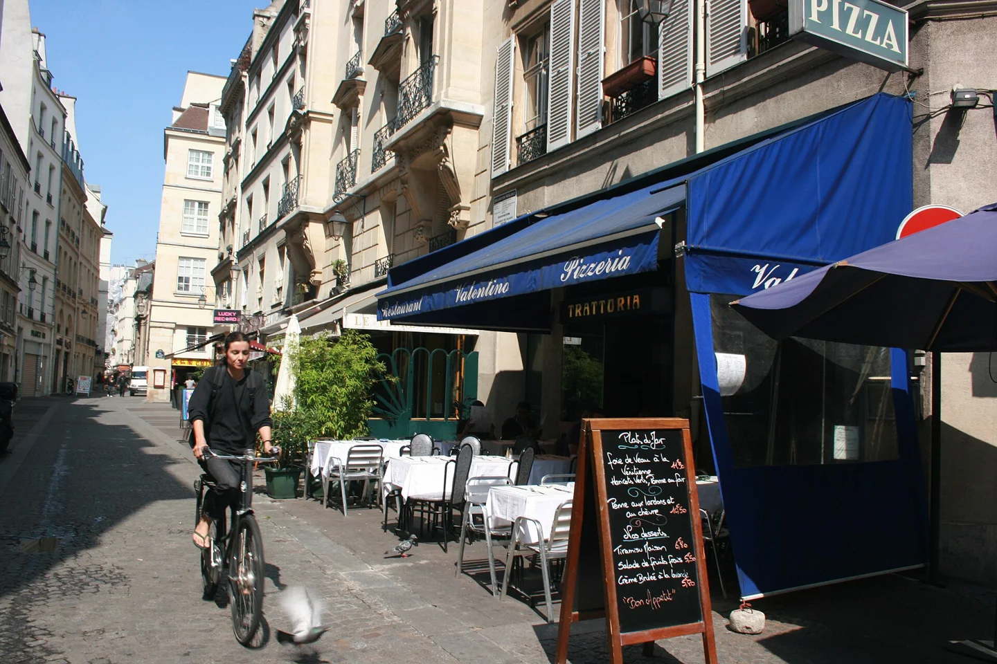 Side street Cafe, Paris August 2010